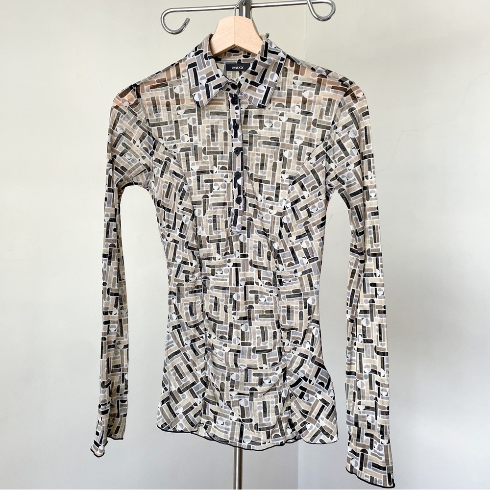 Gray Black & Beige Mesh Geometric Print Long Sleeves Top by Mexx
